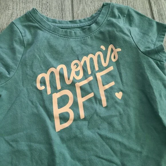 Girls 3T Graphic Tee Bundle Cat & Jack + Disney Jumping Beans (Set of 3) - Picture 3 of 7